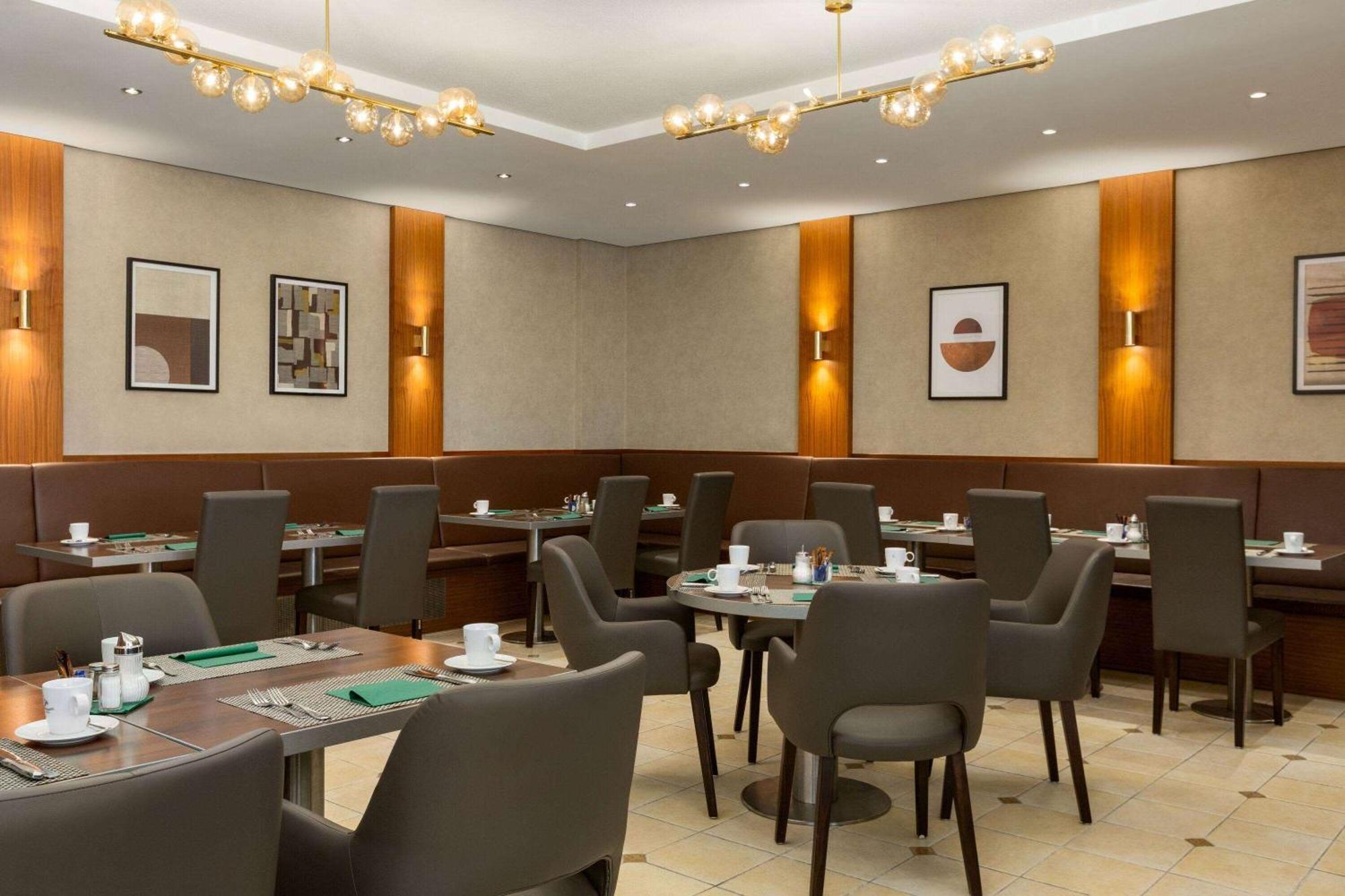 فندق Ramada By Wyndham Duesseldorf راتينغن المظهر الخارجي الصورة
