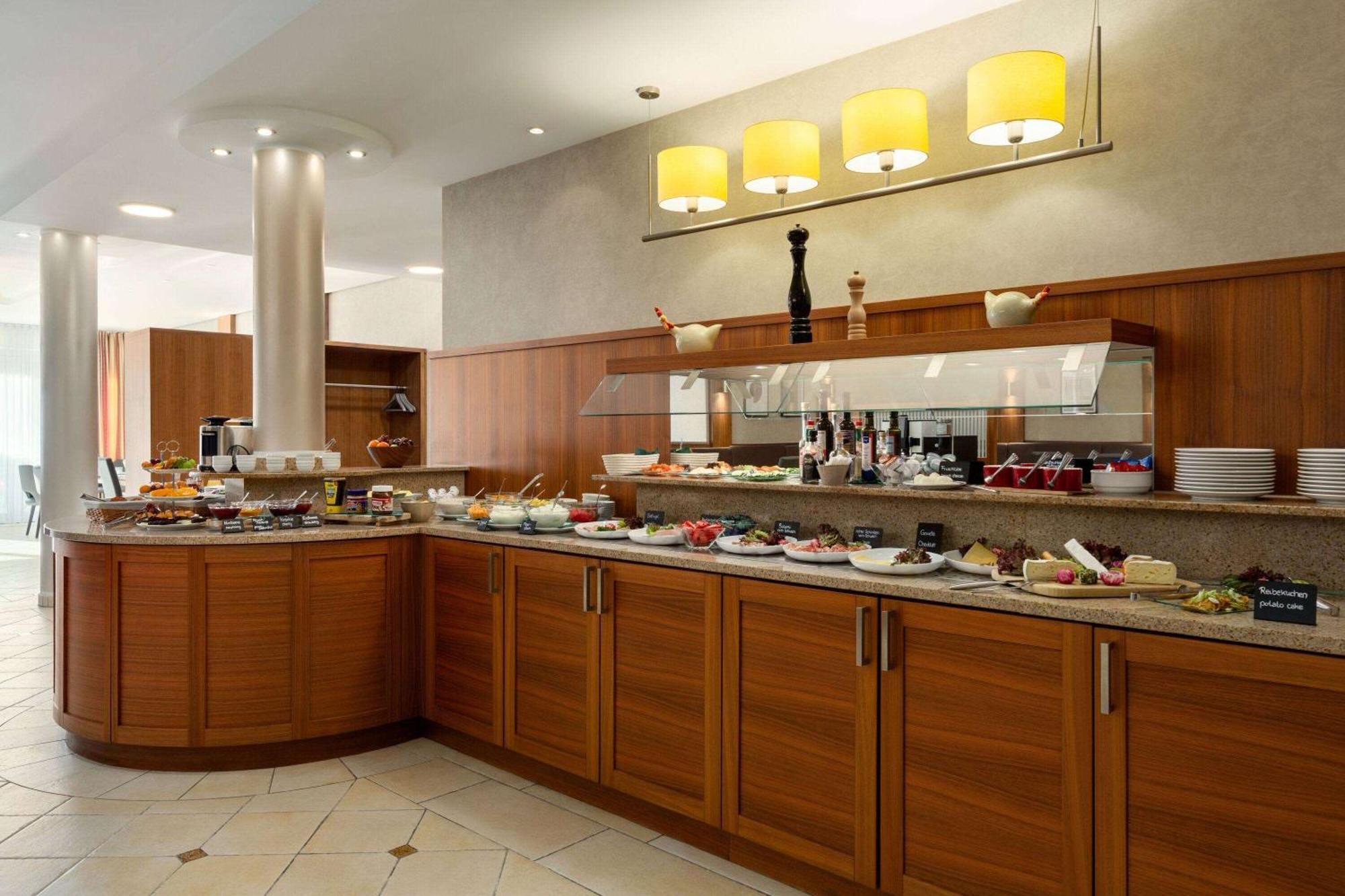 فندق Ramada By Wyndham Duesseldorf راتينغن المظهر الخارجي الصورة
