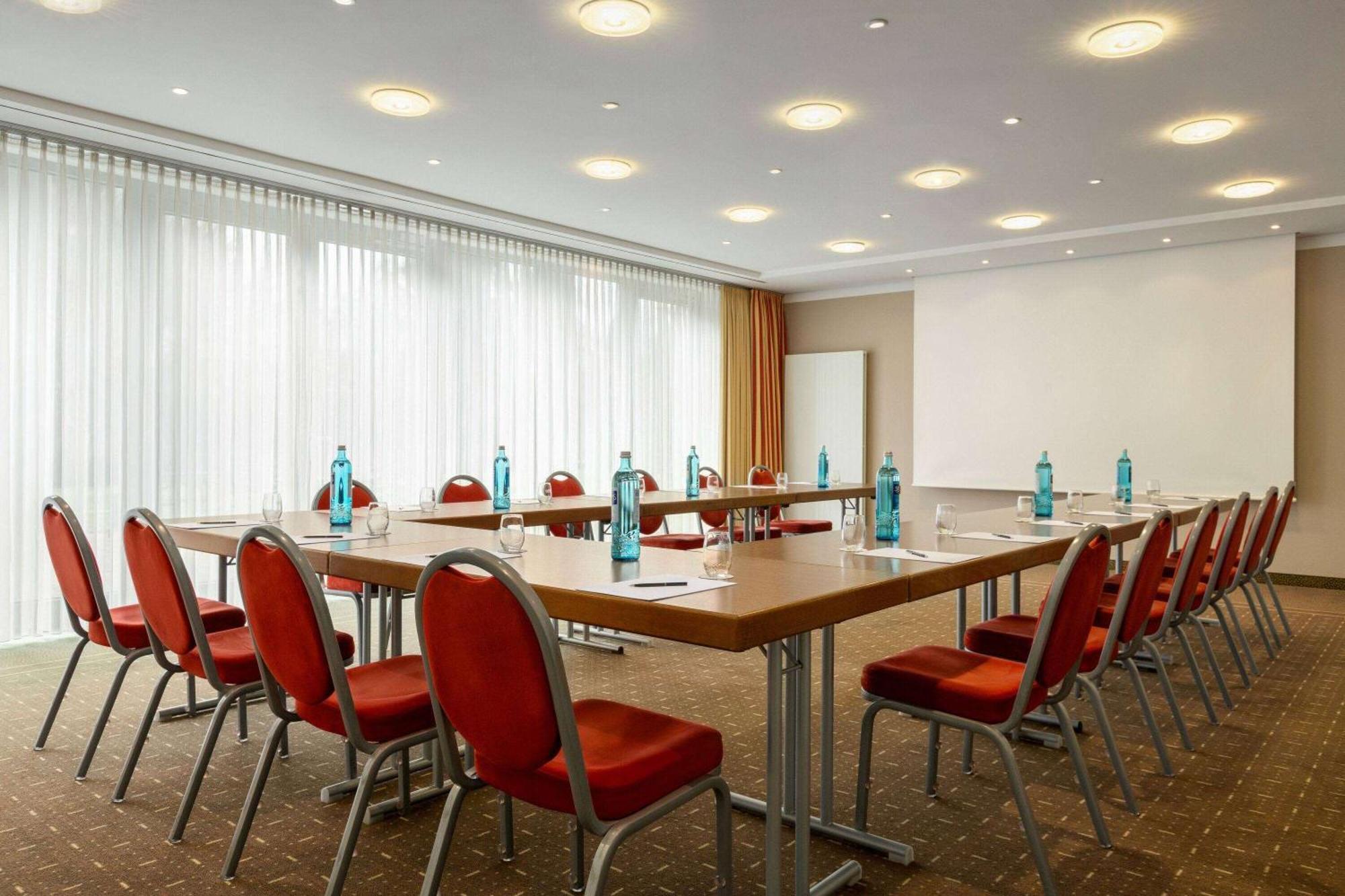 فندق Ramada By Wyndham Duesseldorf راتينغن المظهر الخارجي الصورة